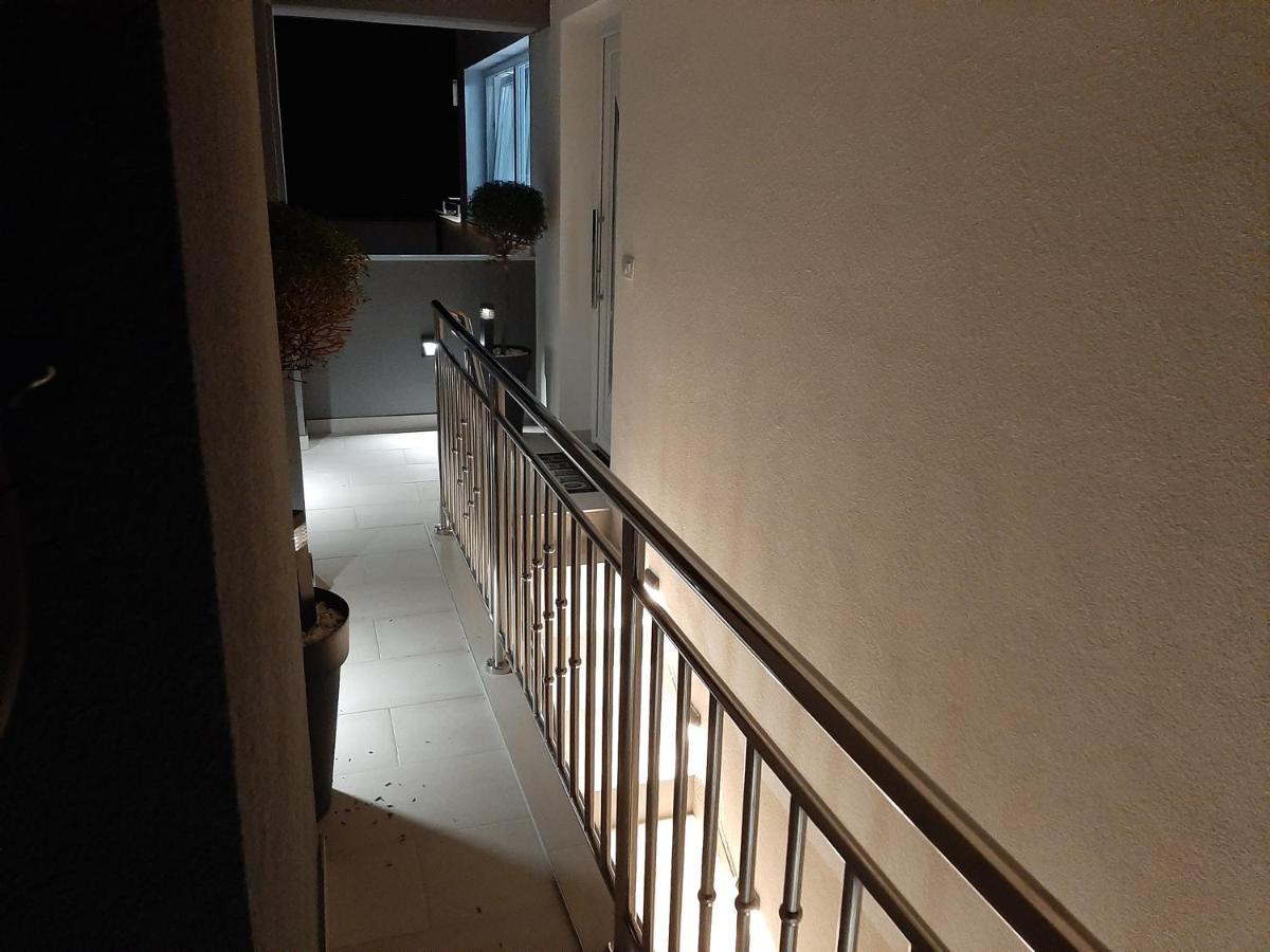 Deluxe Apartman Korina & Ramona Zadar Exterior foto